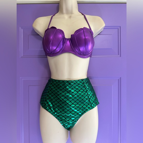 NWOT Hot Topic Disney Little Mermaid Swimsuit - Picture 1 of 4